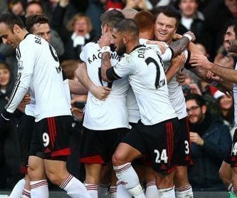 Los jugadores del Fulham celebran el 1-0